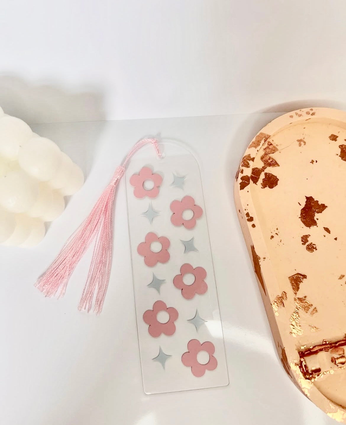 Flower bookmark