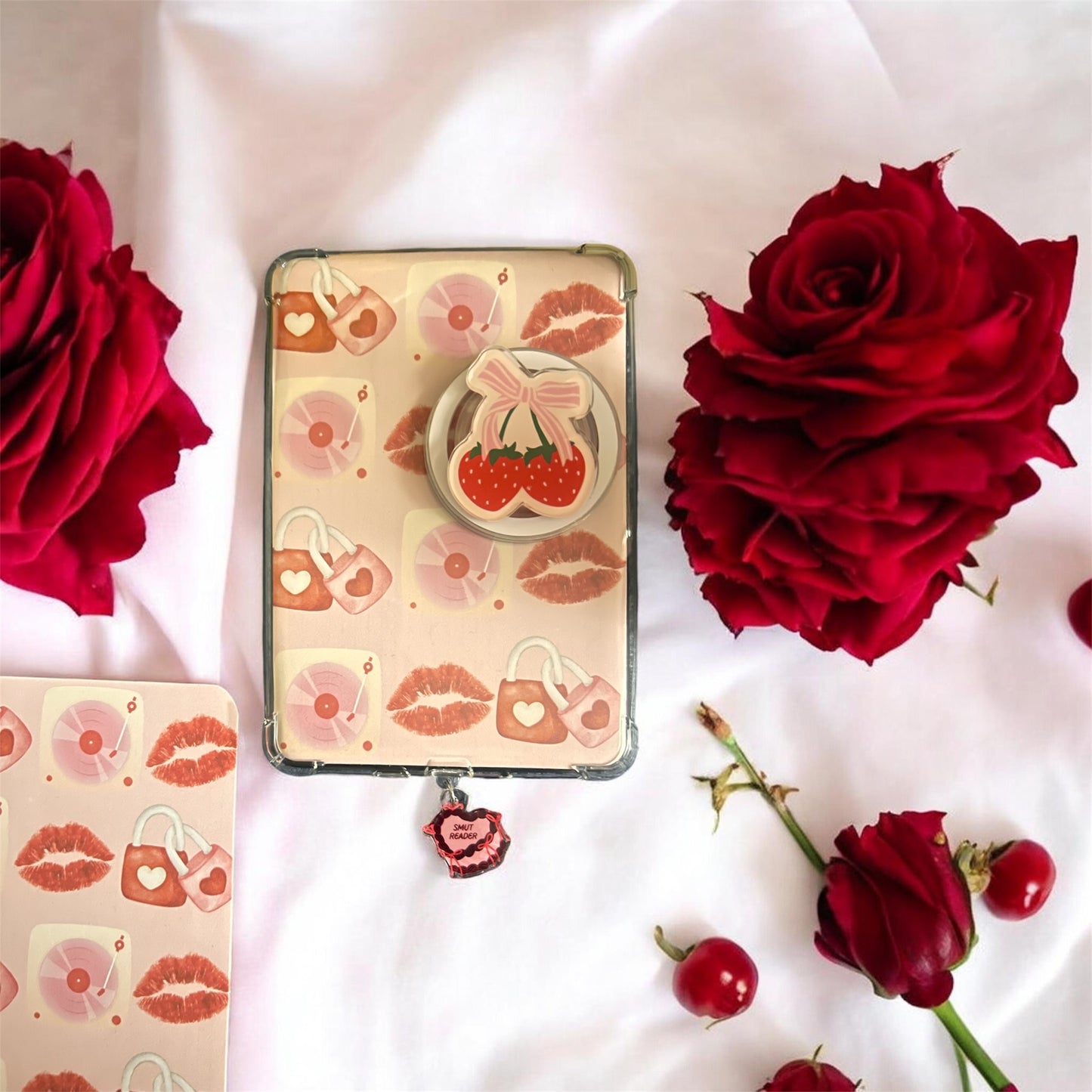 💖 Pink Love Pattern Kindle Insert